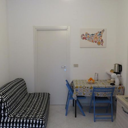 Sofi Apartment Palermo Bagian luar foto